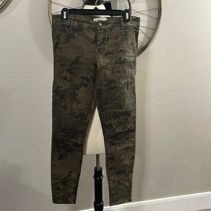 Zara camo skinny pants